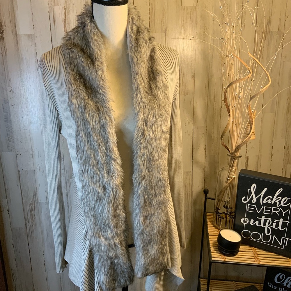Absolutely Famous cardigan with faux fur trim. Size Small.